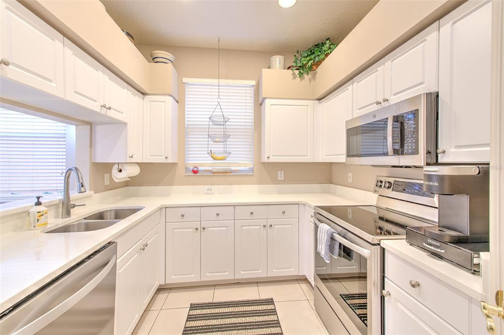 3111 W SAN PEDRO STREET, TAMPA, FL — photo 5 of 30