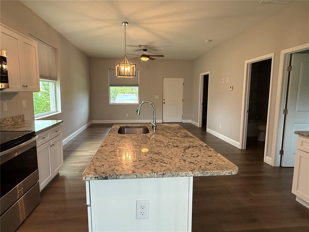 10371 KIDRON AVENUE, ENGLEWOOD, FL — photo 5 of 14