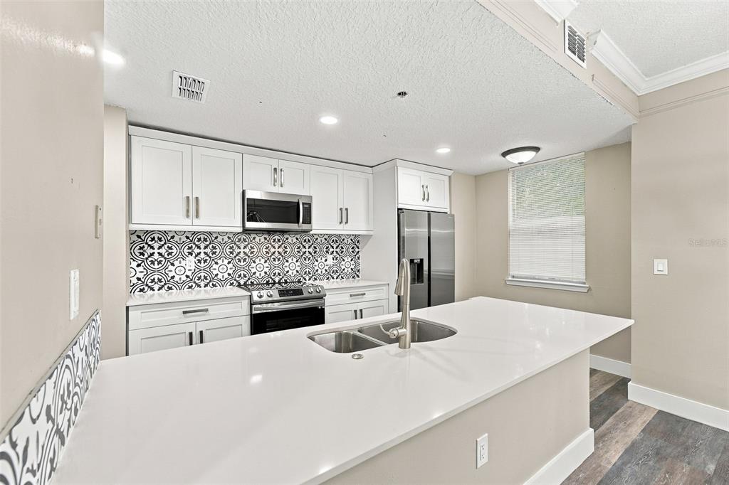 12020 VILLANOVA DRIVE UNIT 107, ORLANDO, FL — photo 4 of 30