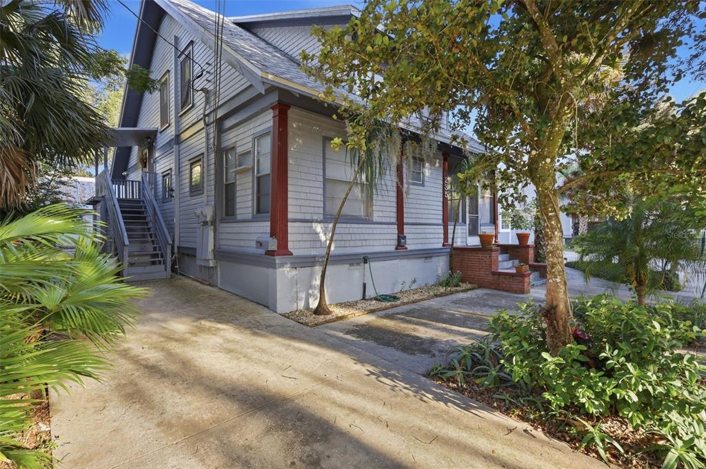 235 N SANS SOUCI AVENUE, DELAND, FL — photo 4 of 30