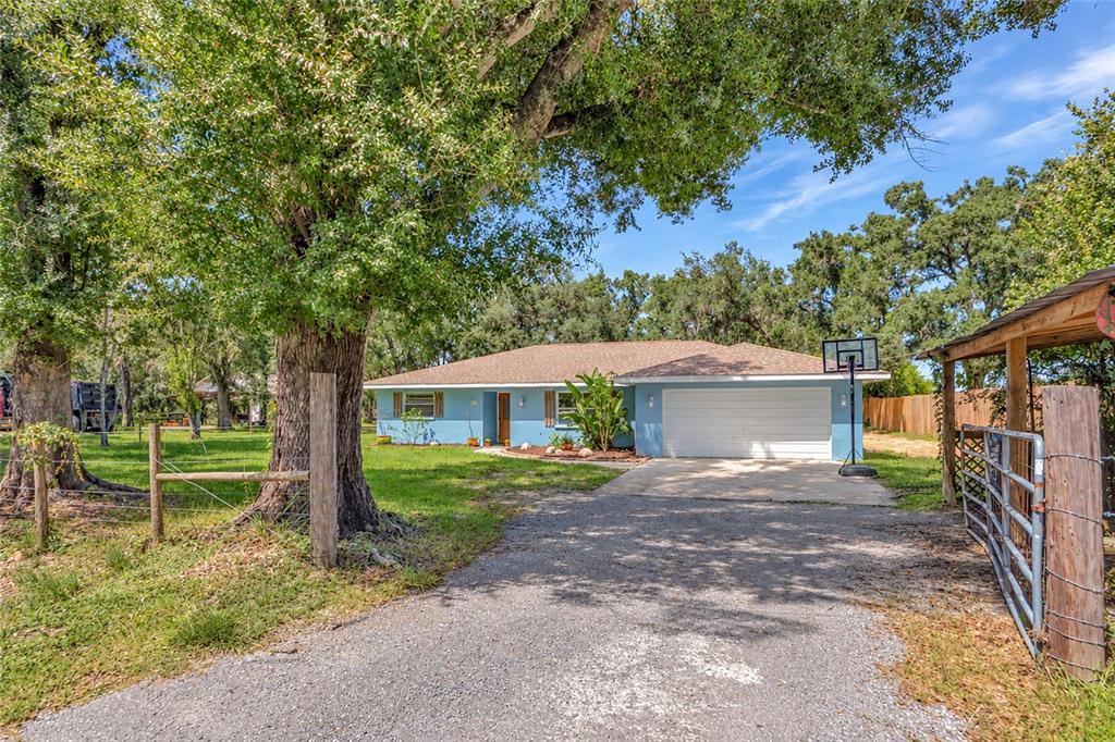 6505 11TH DRIVE E, BRADENTON, FL — photo 2 of 30