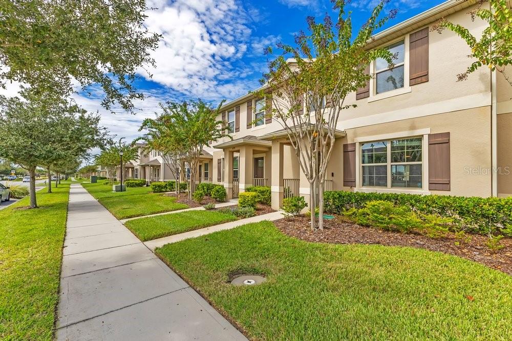 1881 RED CANYON DRIVE, KISSIMMEE, FL — photo 2 of 30