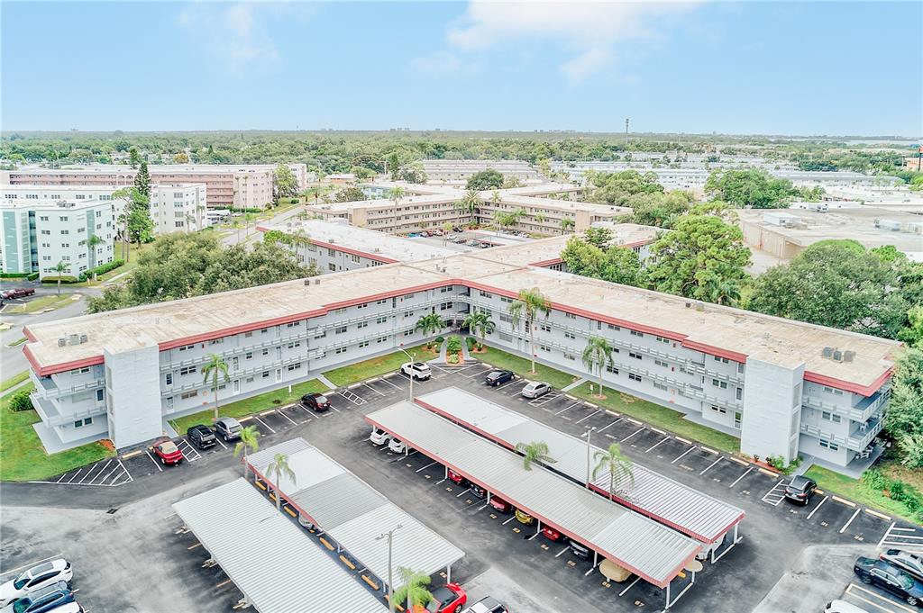 5660 80TH ST N UNIT C305
