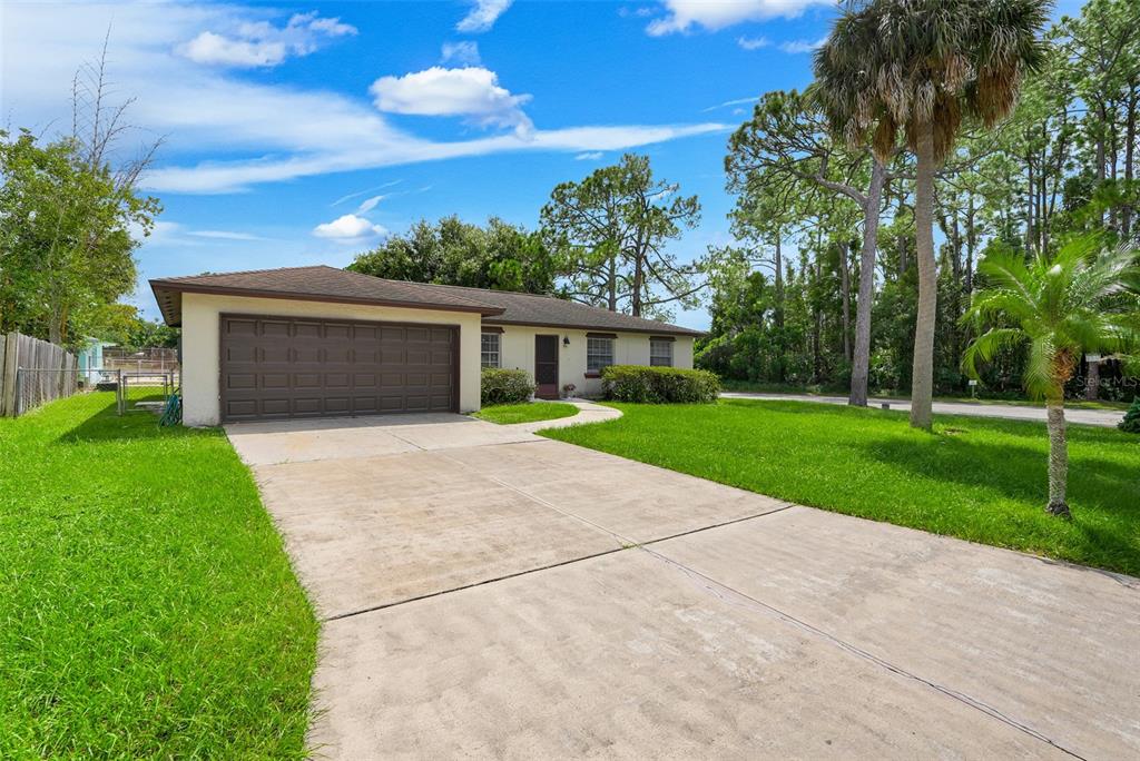 306 LOCH LOW DRIVE, SANFORD, FL — photo 2 of 30