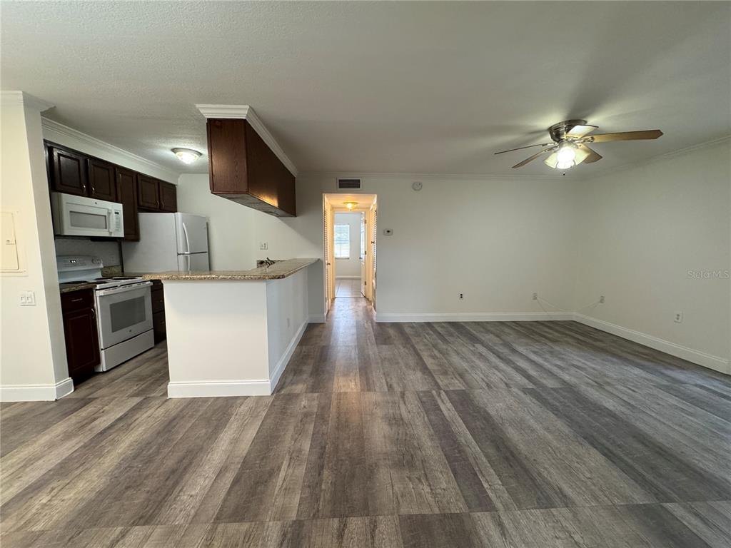 5306 W KENNEDY BOULEVARD UNIT 112, TAMPA, FL — photo 2 of 30
