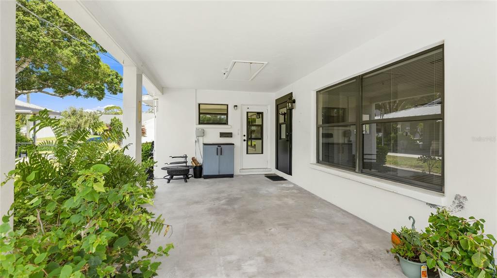 2723 LYNNHURST STREET, SARASOTA, FL — photo 3 of 28