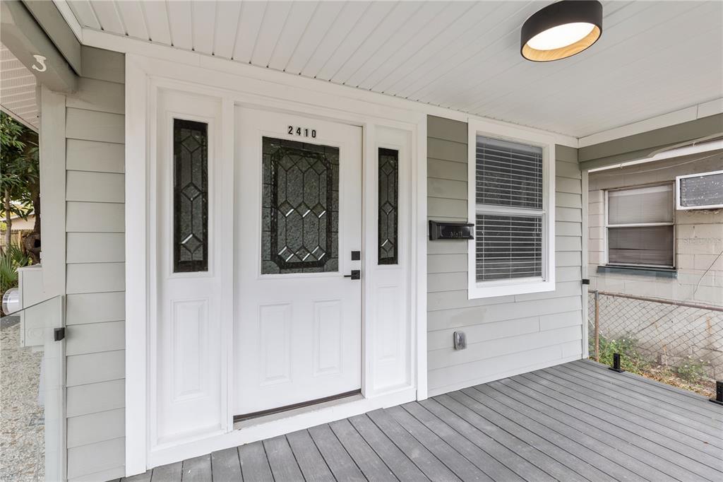 2410 E COLUMBUS DRIVE, TAMPA, FL — photo 5 of 25