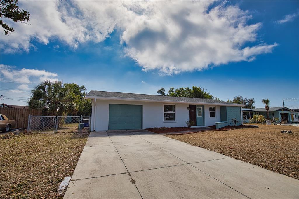 1435 SAINT CLAIR ROAD, ENGLEWOOD, FL — photo 2 of 30