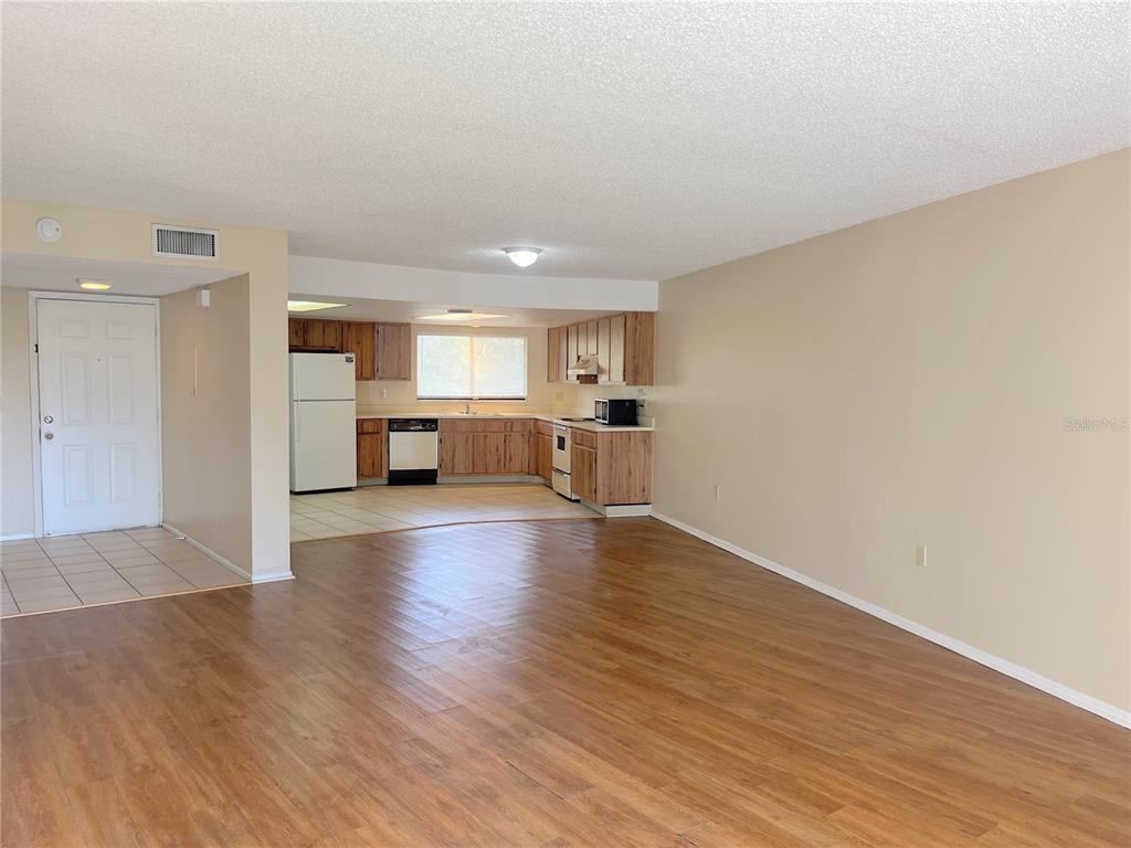 1054 LOTUS COVE COURT UNIT 632, ALTAMONTE SPRINGS, FL — photo 4 of 21