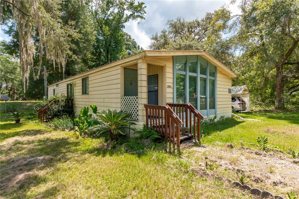 12051 NW 100TH STREET