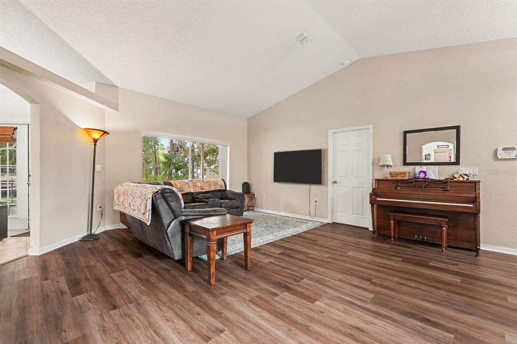 12101 PEREGRINE FALCON AVENUE UNIT 6, BROOKSVILLE, FL — photo 4 of 29
