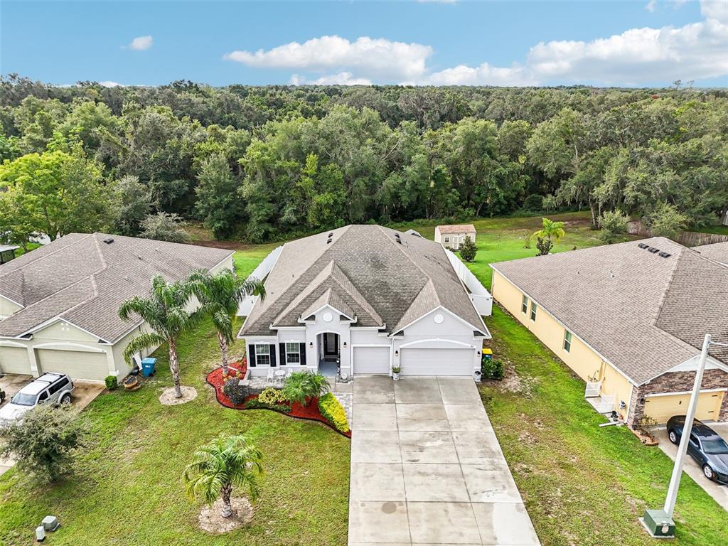 1813 FOREST GLEN DRIVE