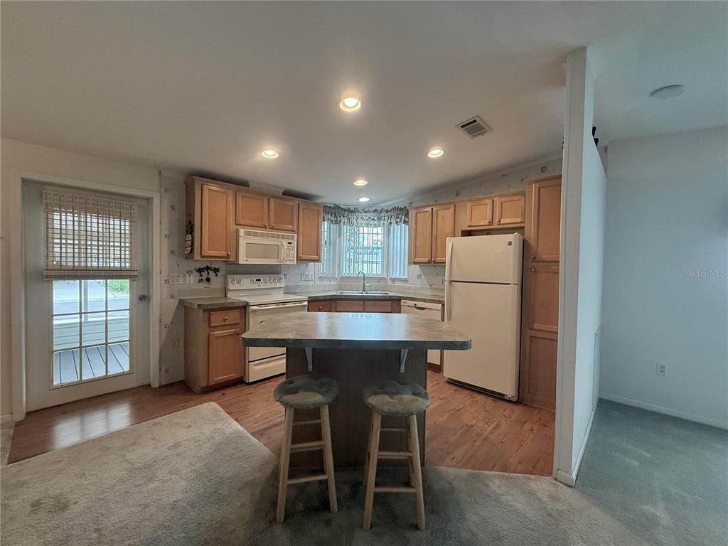 225 S PORT ROYAL LANE, APOLLO BEACH, FL — photo 5 of 28