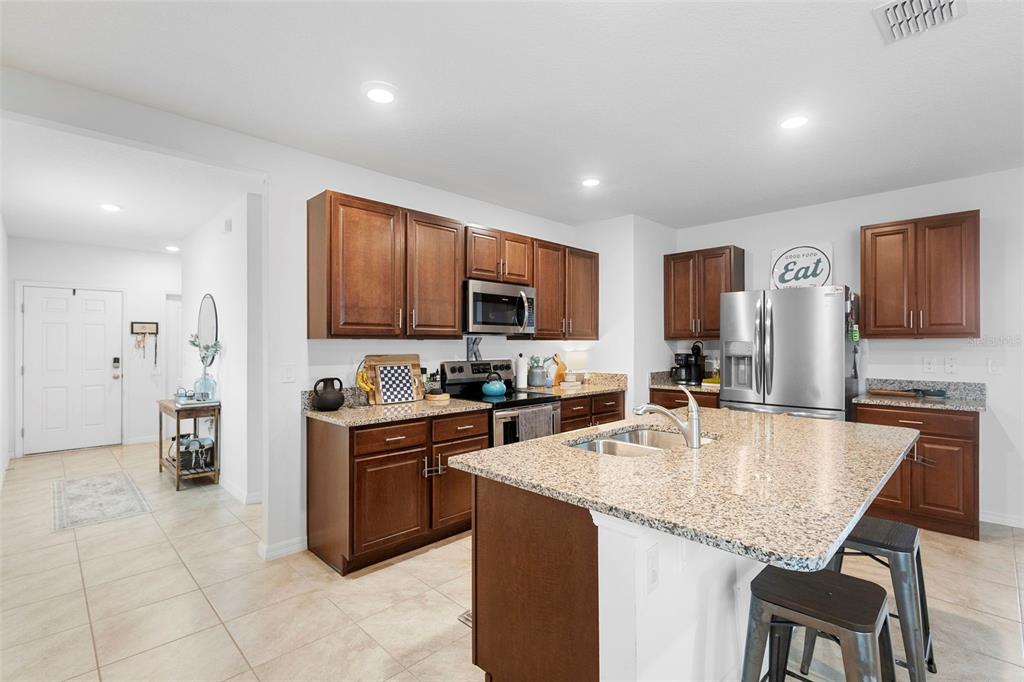 211 DUKE DRIVE, DELAND, FL — photo 2 of 30