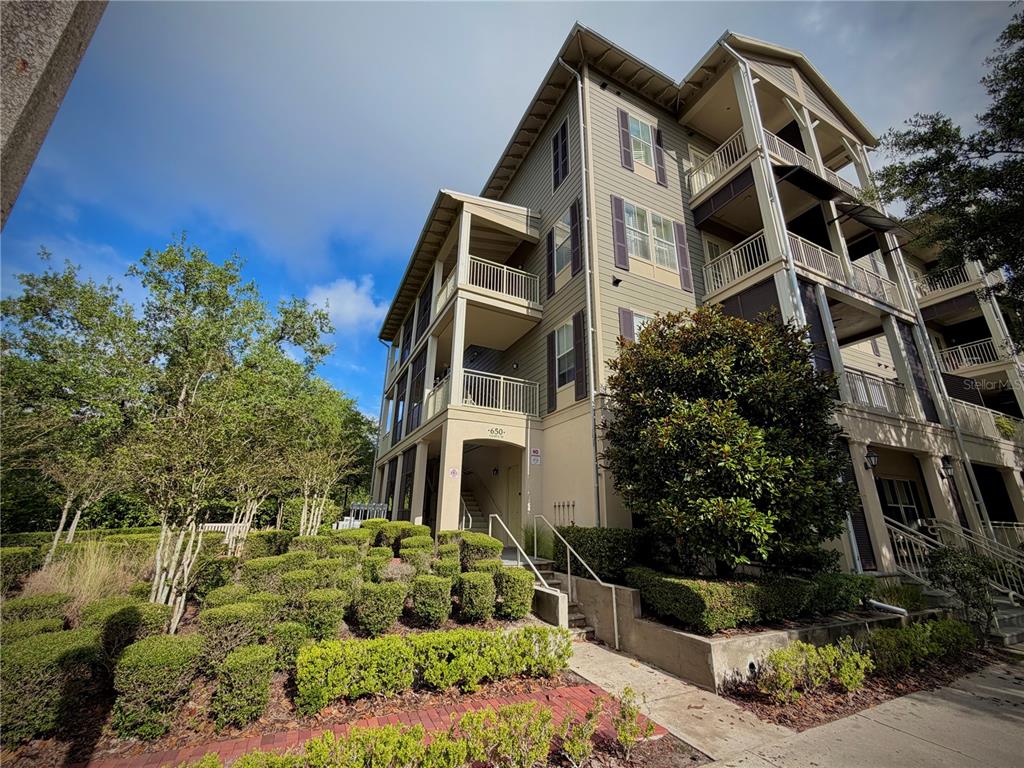 650 CAMPUS STREET UNIT 204