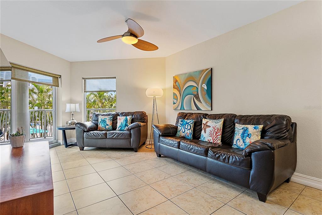 11605 GULF BOULEVARD UNIT 203, TREASURE ISLAND, FL — photo 3 of 45