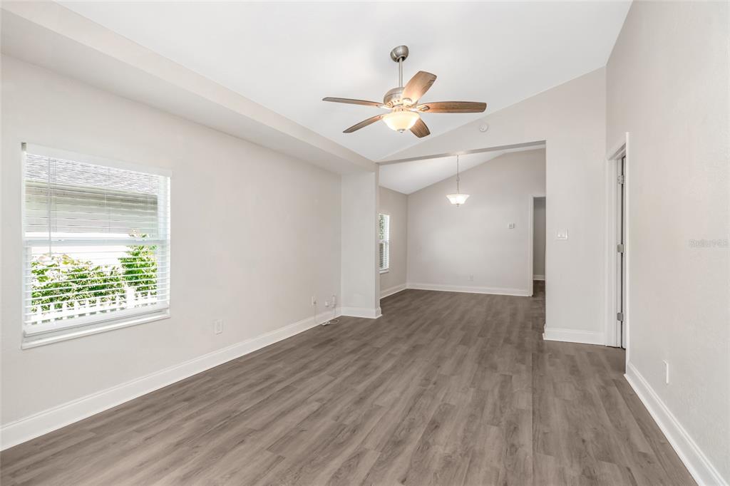 1703 E NEW ORLEANS AVENUE, TAMPA, FL — photo 3 of 30
