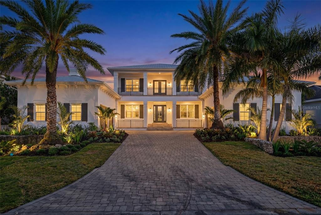 1349 HARBOR DRIVE