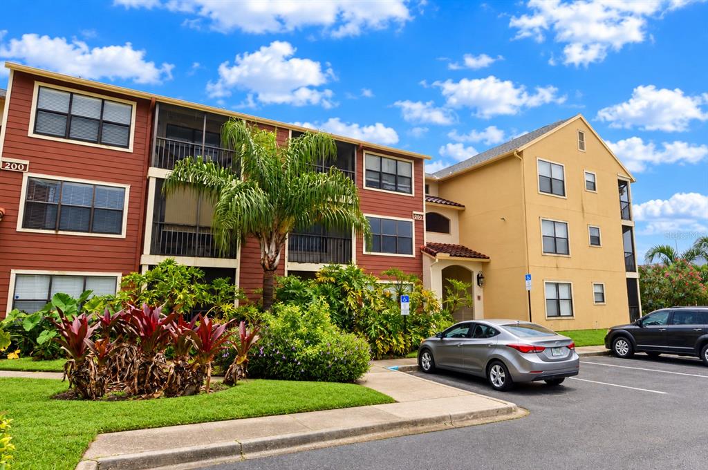 11901 4TH STREET N UNIT 2208, ST PETERSBURG, FL — photo 4 of 100
