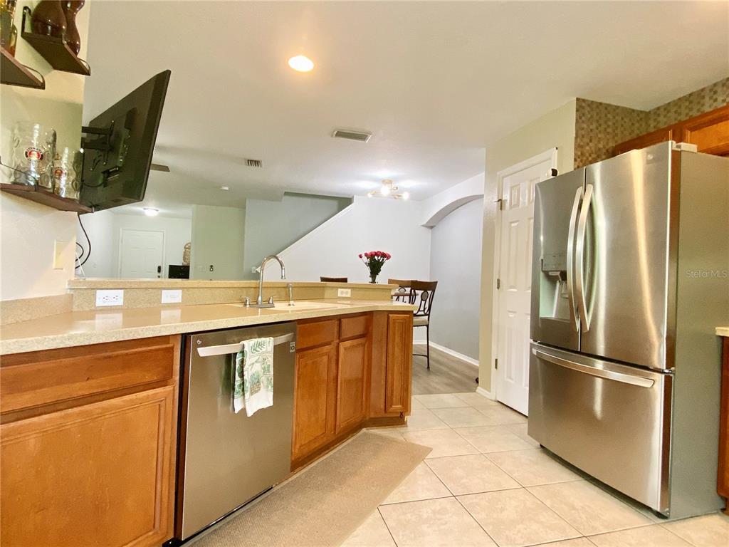 1529 WATER TERRACE LN, BRANDON, FL — photo 5 of 30