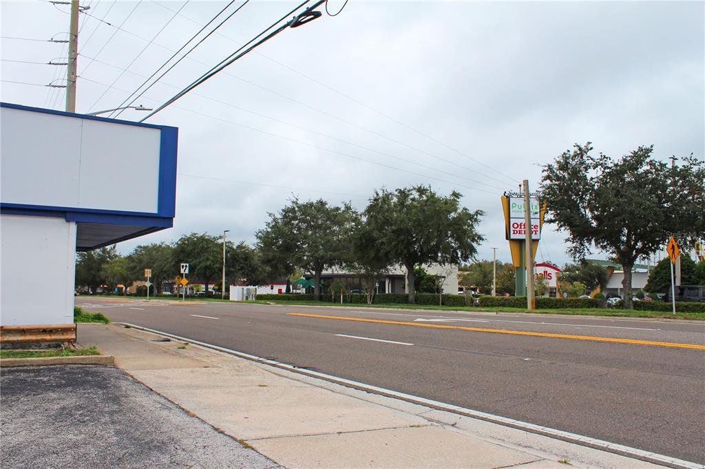 2518 S FLORIDA AVENUE, LAKELAND, FL — photo 2 of 30