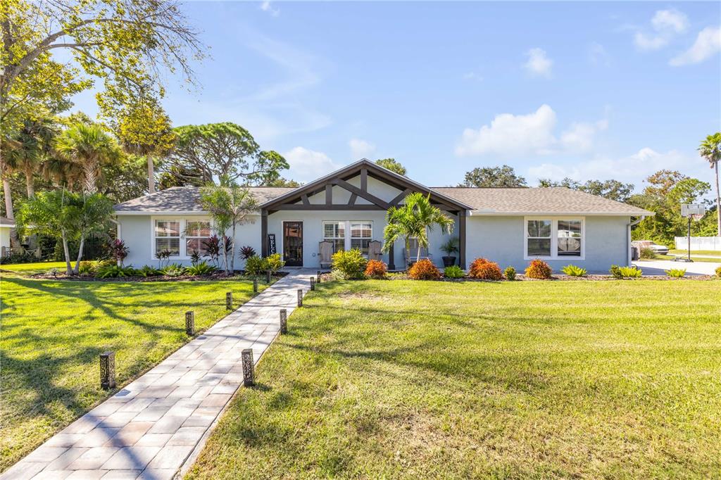 798 FAIRWAY DRIVE