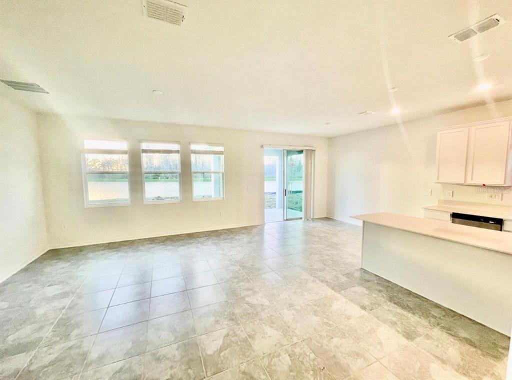 4033 AMBROSE AVENUE, KISSIMMEE, FL — photo 5 of 20
