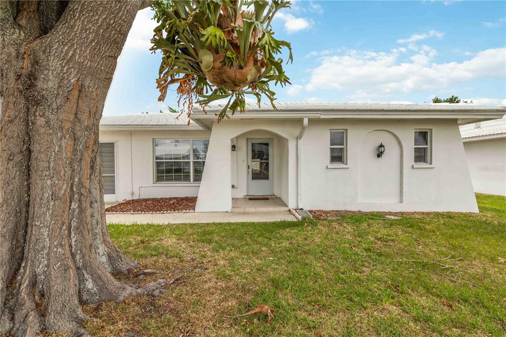 4001 CHINABERRY ROAD