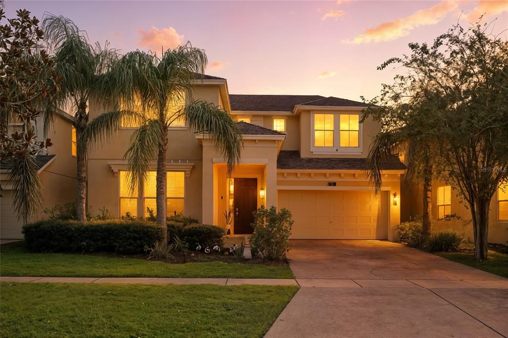 121 LAS FUENTES DRIVE
