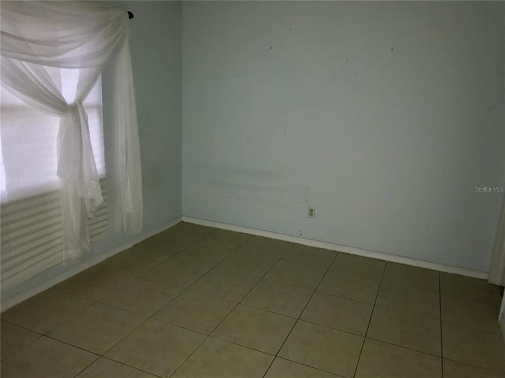 241 EDGEWOOD DRIVE, CLERMONT, FL — photo 2 of 7