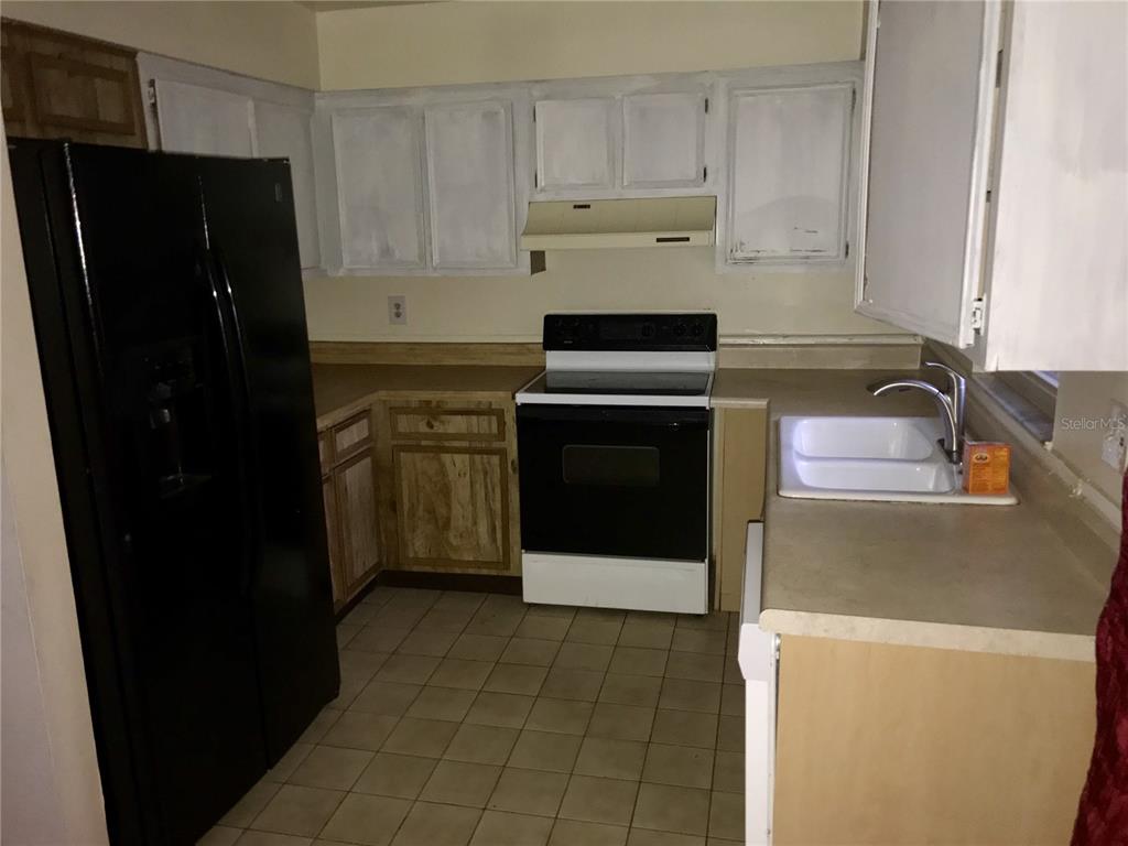 241 EDGEWOOD DRIVE, CLERMONT, FL — photo 4 of 7