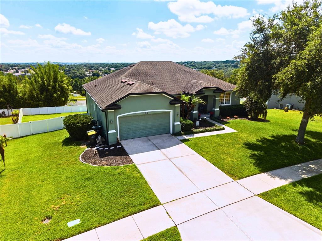 1852 SANDERLING DRIVE