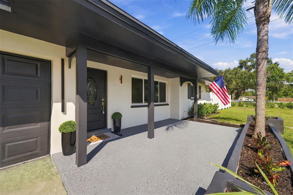1300 S HILLCREST AVENUE, CLEARWATER, FL — photo 3 of 30