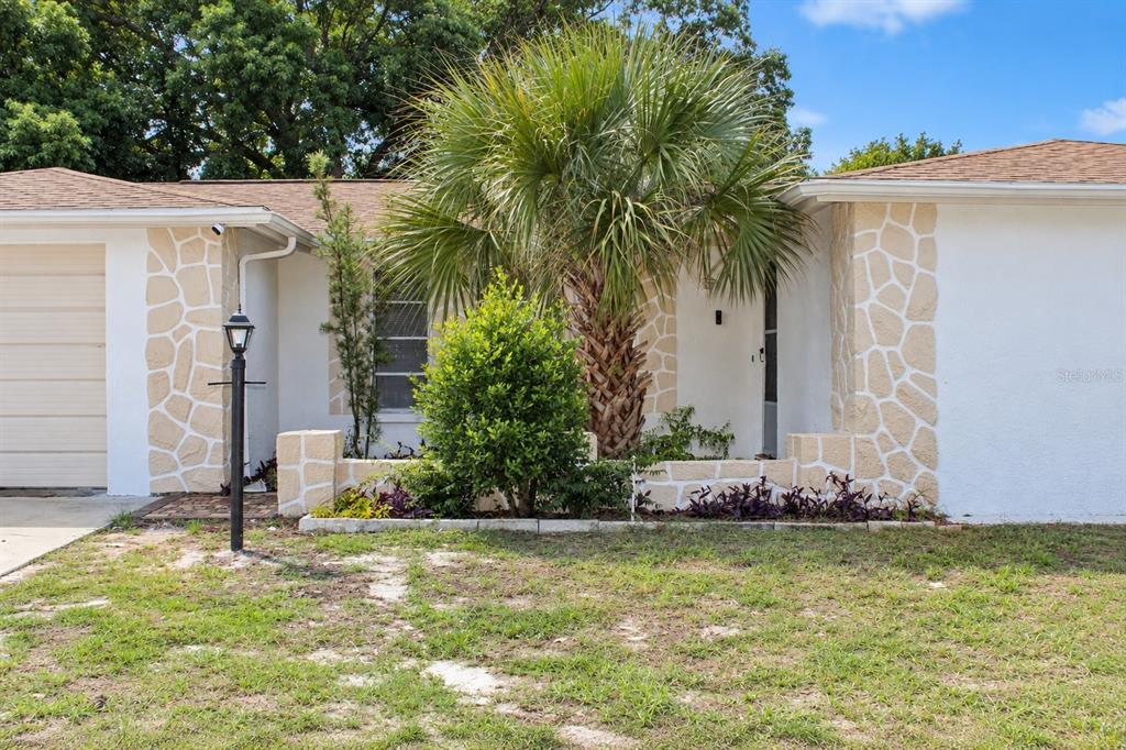 7904 JUDITH CRESCENT, PORT RICHEY, FL — photo 5 of 30