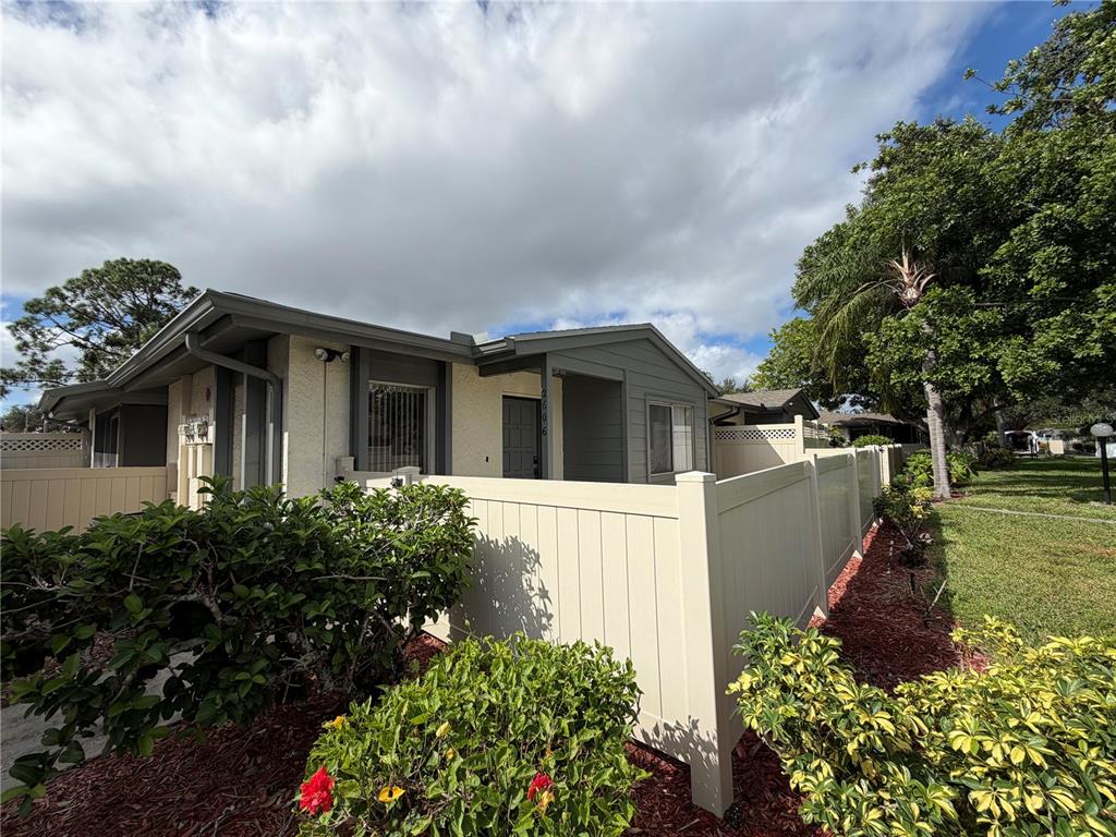 2606 29TH AVE W UNIT 12