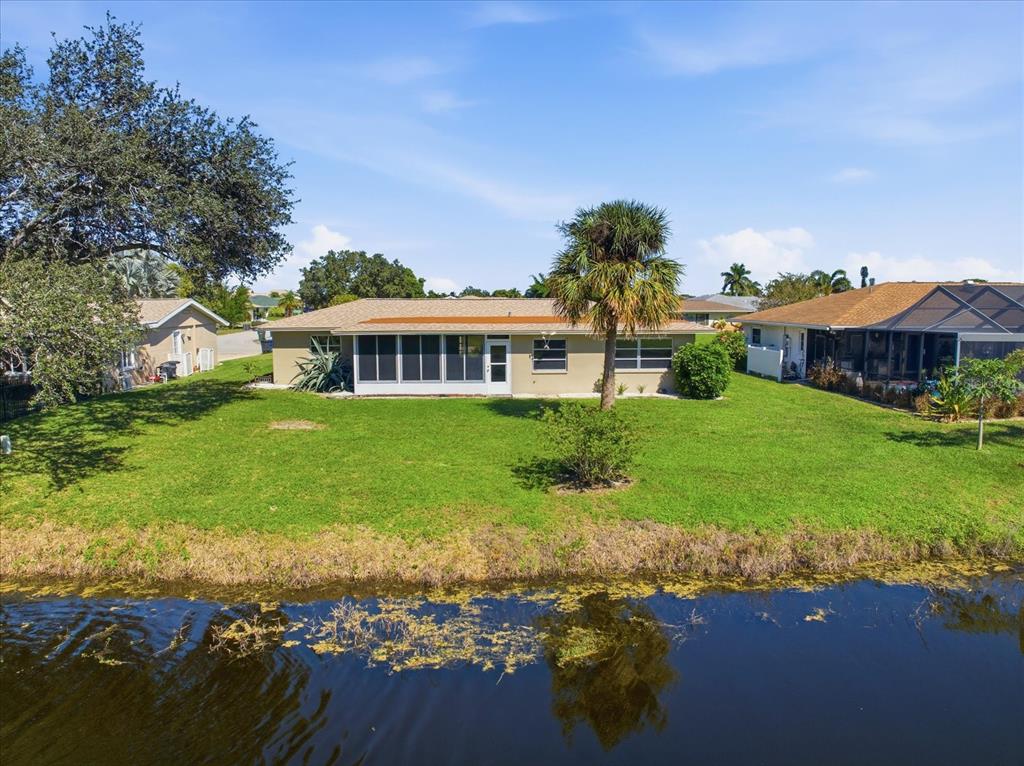 832 S GONDOLA DRIVE, VENICE, FL — photo 3 of 47