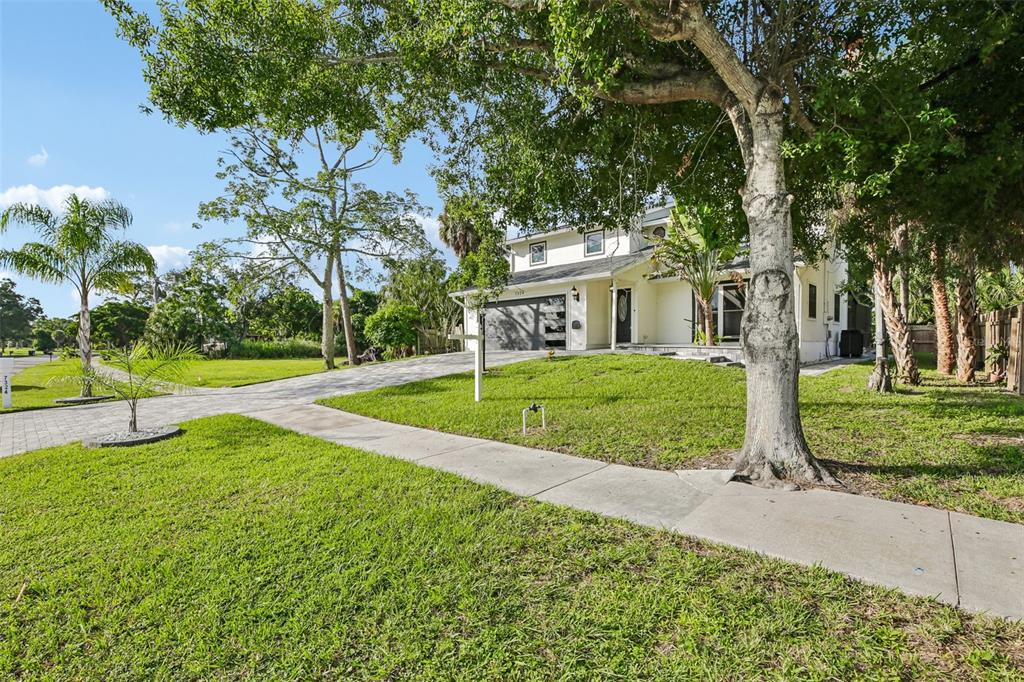 7324 PHILLIPS STREET, SARASOTA, FL — photo 4 of 30