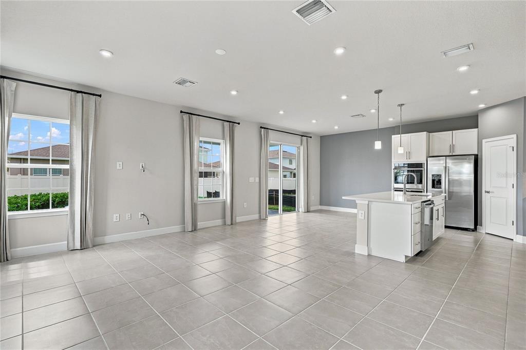 4640 ARDEN WAY, BRADENTON, FL — photo 3 of 30