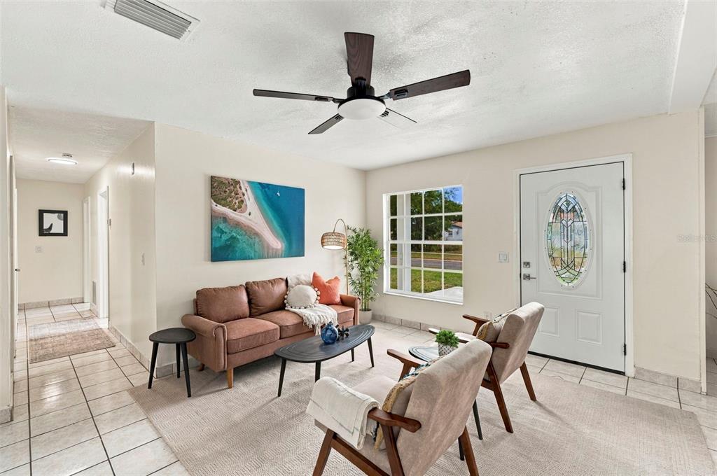 1719 JULIAN LANE DRIVE, TAMPA, FL — photo 3 of 19