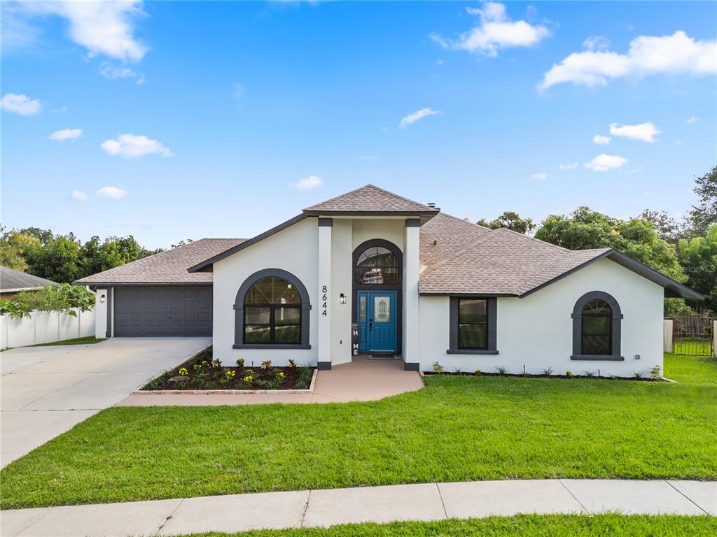 8644 SHENNA COURT