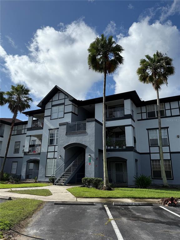 3712 CASTLE PINES LANE UNIT 4137
