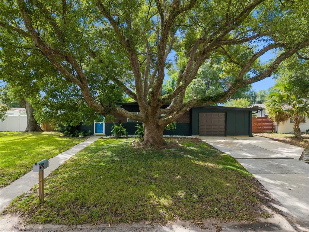 2626 AMBERGATE ROAD, WINTER PARK, FL — photo 2 of 20