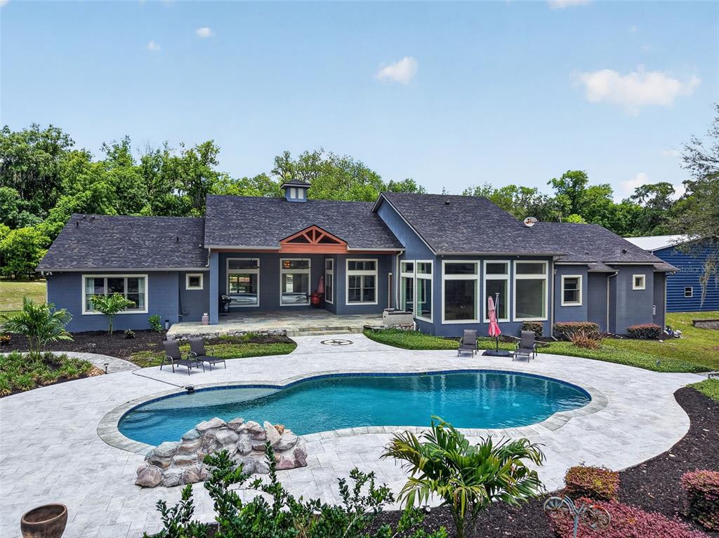 2110 HIGHLAND PARK ROAD