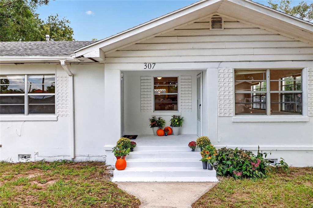 307 STEEDLY AVENUE, LAKE WALES, FL — photo 4 of 30