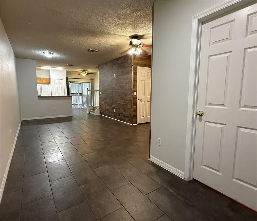 6339 OSPREY LAKE CIRCLE, RIVERVIEW, FL — photo 2 of 26