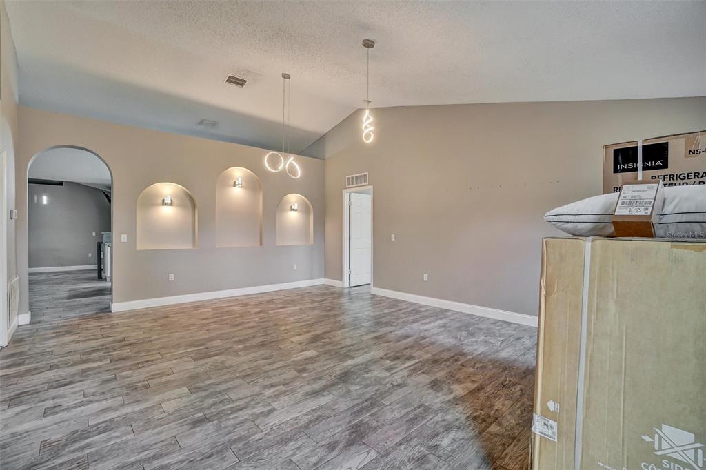3046 BLAINE CIRCLE, DELTONA, FL — photo 4 of 30