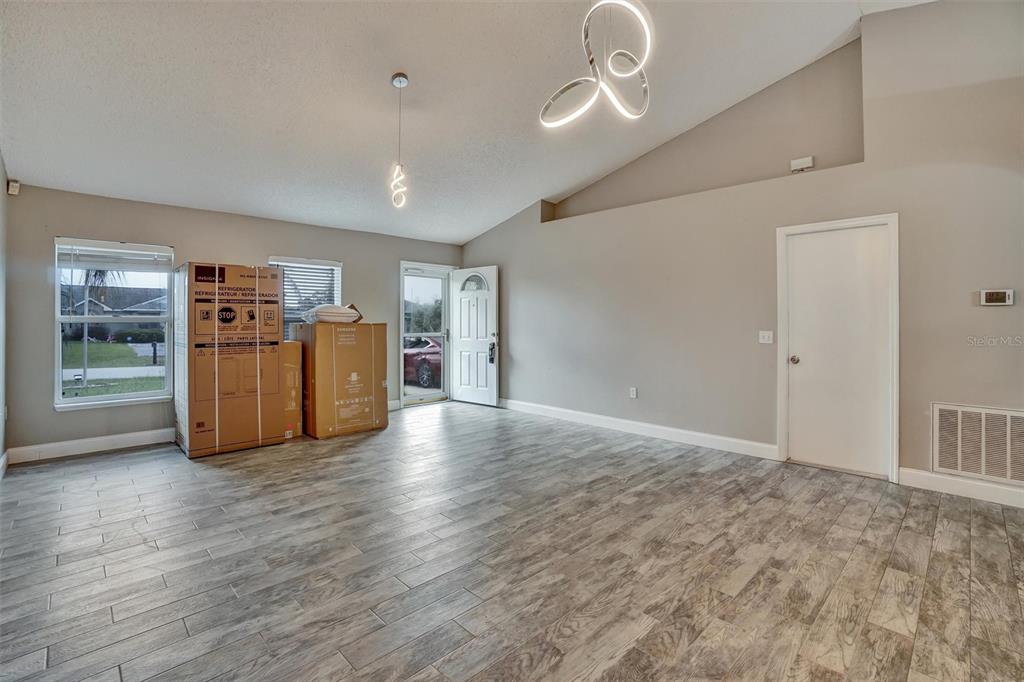 3046 BLAINE CIRCLE, DELTONA, FL — photo 5 of 30