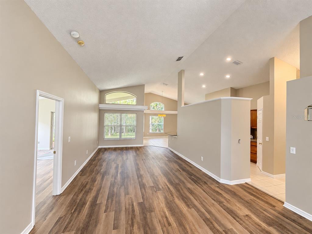 936 OAK CHASE DRIVE, ORLANDO, FL — photo 4 of 22