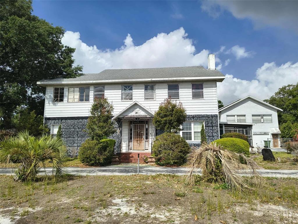 15 LAKE HOWARD DRIVE NW