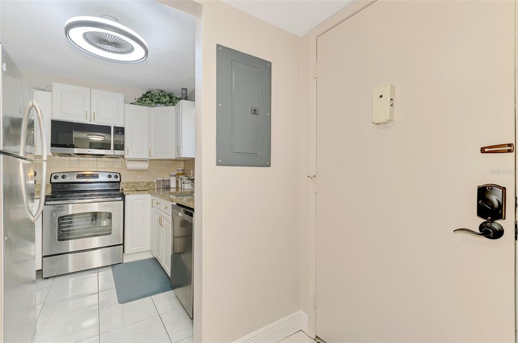 1630 STICKNEY POINT ROAD UNIT 30-101, SARASOTA, FL — photo 4 of 30